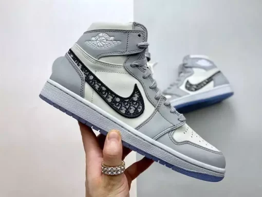 DIOR AIR JORDAN 1 RETRO HIGH SNEAKER – I071