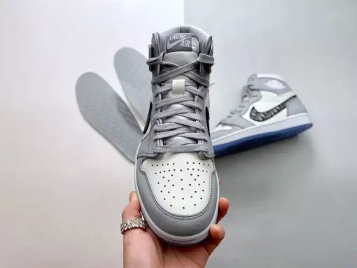 DIOR AIR JORDAN 1 RETRO HIGH SNEAKER – I071