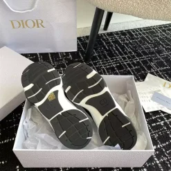 DIOR B22 SNEAKER BLACK – I024